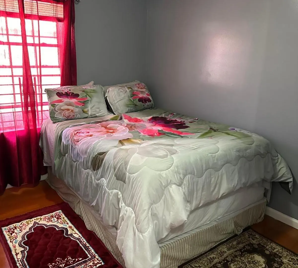 Divine Villa Guest House 65 Sherman 6Mins To Airport And 4Mins To Penn Station Newark